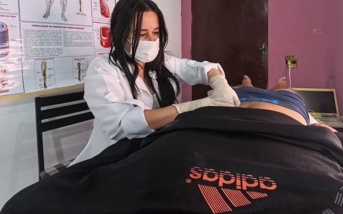 Kasallpimenta VR: Hemşire priapizmli hastaya katılıyor