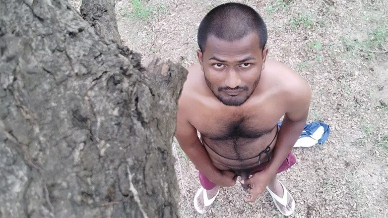 KUMBHA MANOJ KUMAR: XHard Indie Hledá v lese