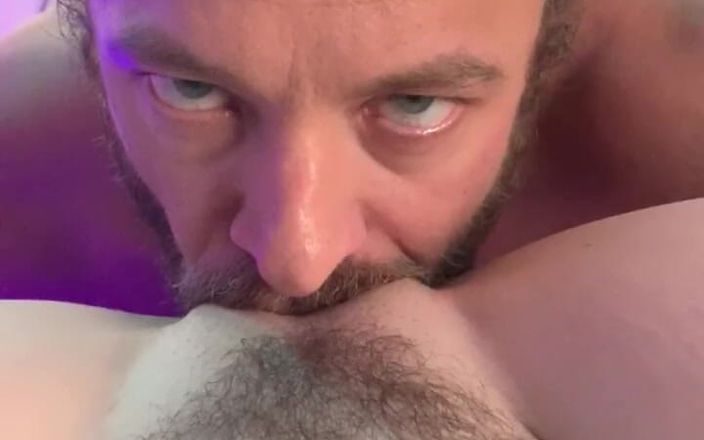 Sensual productions: Romántico y sensual comiendo coño en primer plano