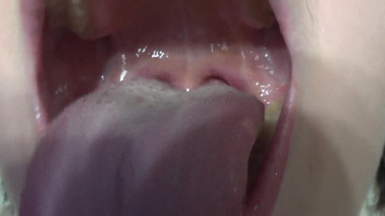 Goddess Misha Goldy: Giantess swalowing you with big gulp!