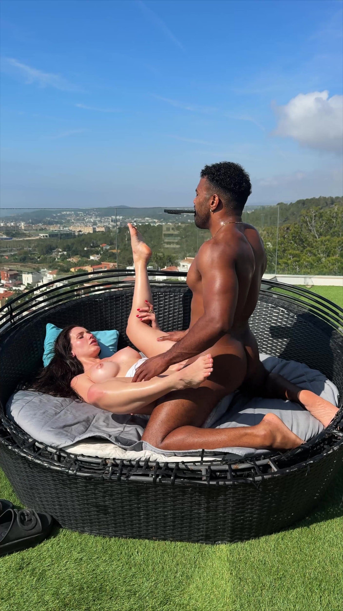 Mary Rock: Big for sexy Mary Rock