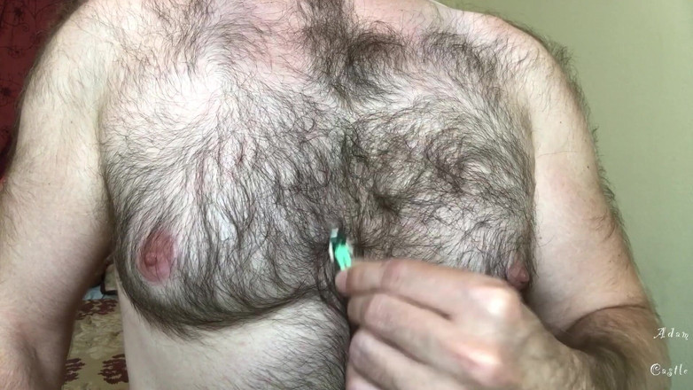 Adam Castle Solo: Oso se convierte pequeño en 2 en un esclavo lamiendo el...