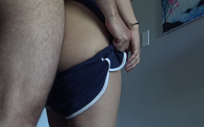 Stepmom Susan: Bố thuê một gái điếm làm trông trẻ để ông ấy có thể đụ cô ấy...