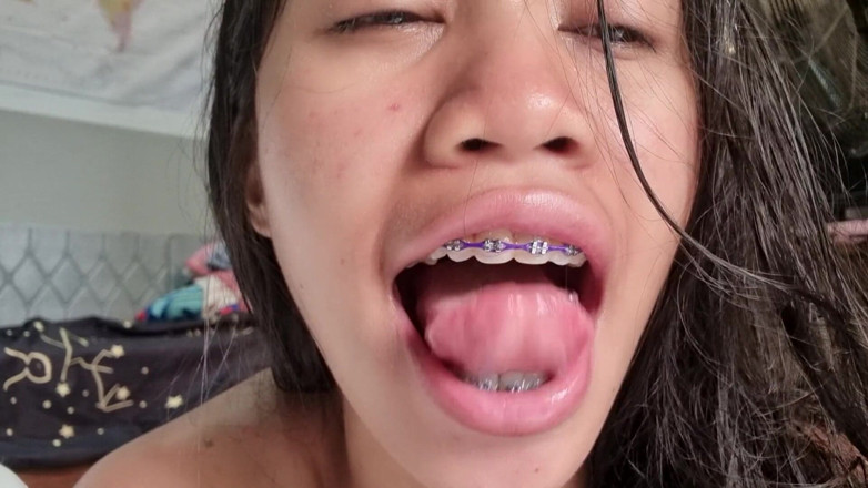 creamberryfairy: Exxtra Small Petite Asian