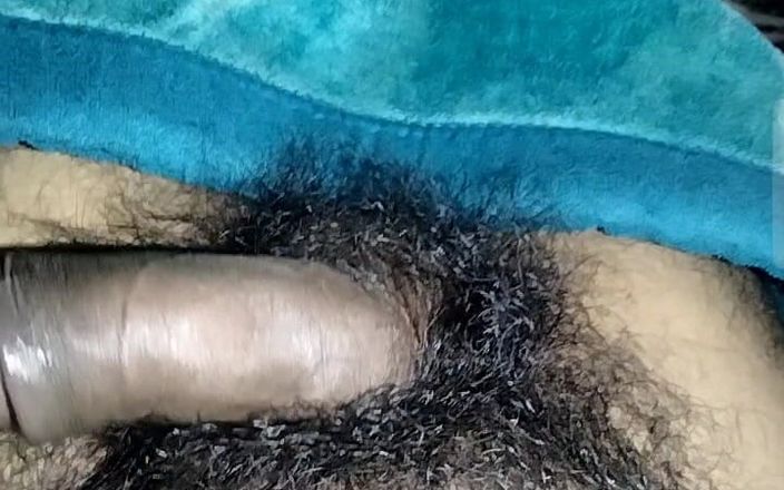 Jeck Leo: Cewek kemaluan lagi asik ngocok kontol besar sampai mengerang keenakan
