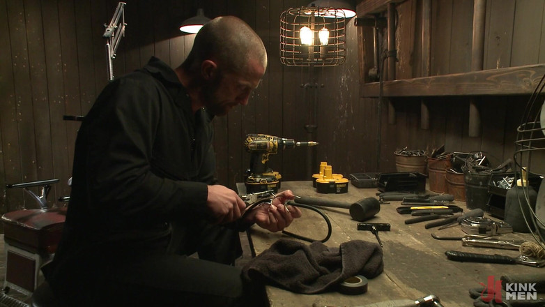 Kink Men Classics: Ordeal Menyeksa Jantan di tangan Si Sesat berpinta