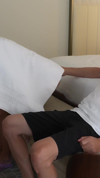 MILF bikini menunggang ribut di bilik saya - Hotel 69 E07 - MILF Stella