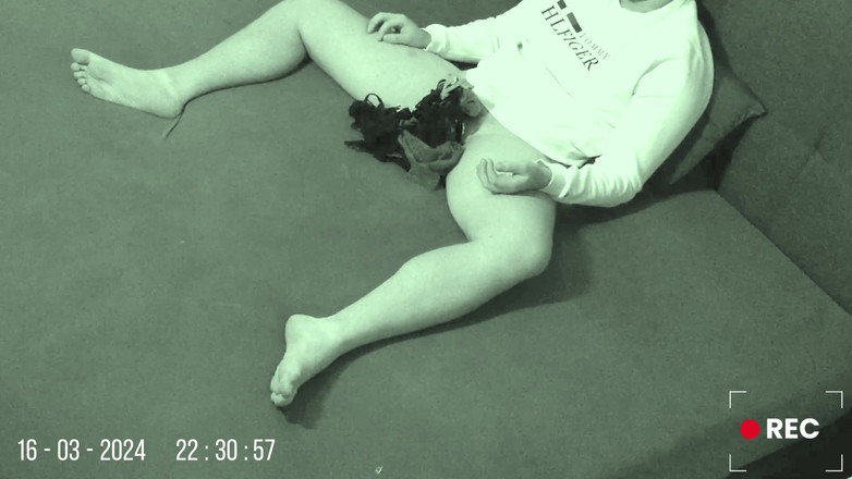 Lucas Nathan King: Las bragas de la hermanastra olfateando