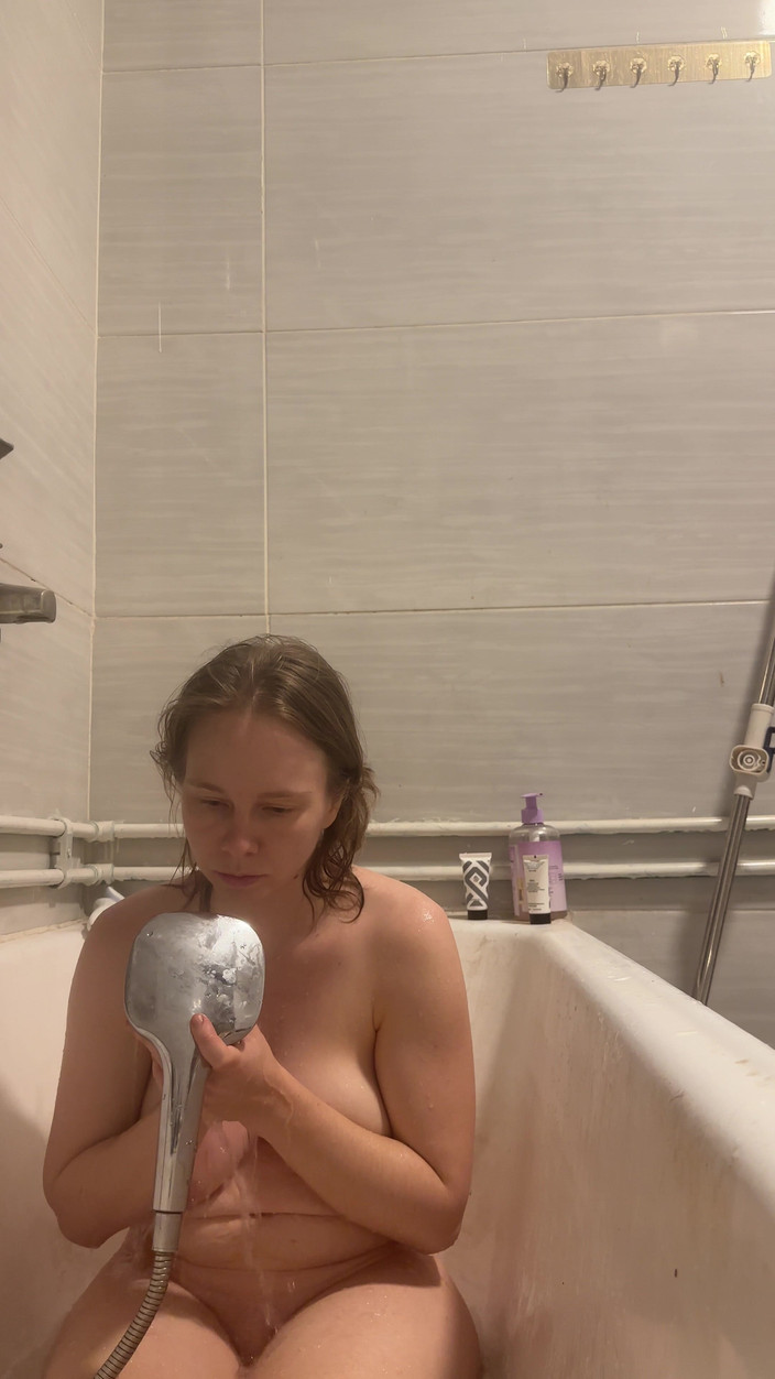 SweetLucy96: Benimle küvette gelir misin?