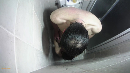 LauraOnHeels: Unter der dusche grobes halsficken, muschi-ficken und analsex. Du kannst...