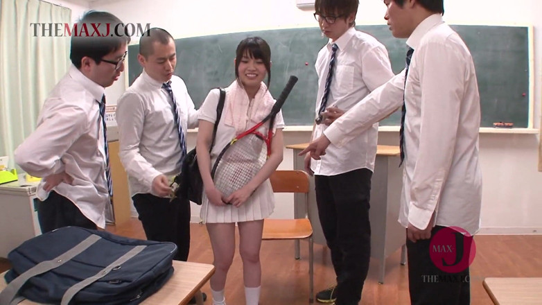 Asian happy ending: Classmates make the hot teen give up her pussy