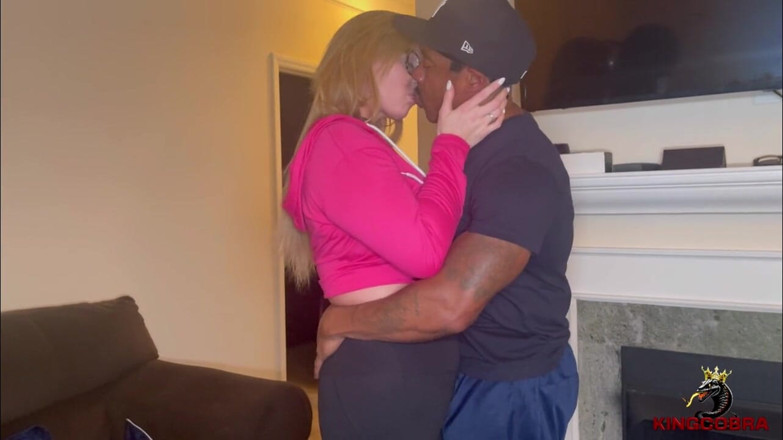 RealKingCobra: Cum All Over My Thick MILF Ass: Nc Hotwife Gets...