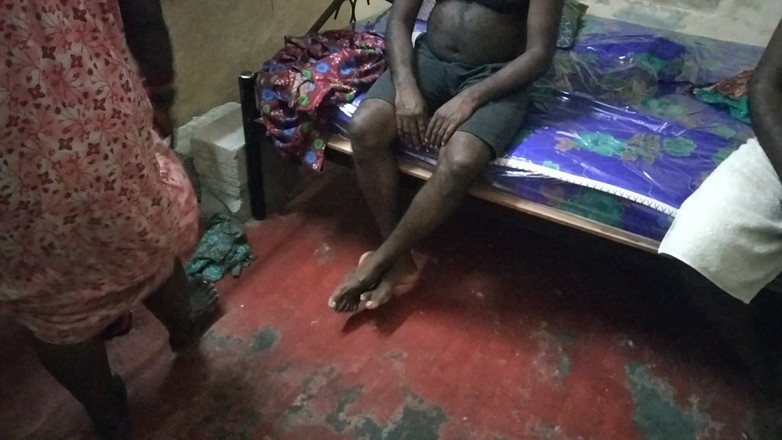 Tamil lesbian: Ngomong jorok setelah berhubungan seks