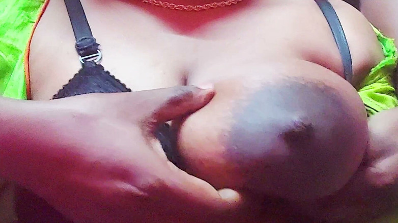 Desi Mohini: Aventura surorii mele vitrege desi cu elevul