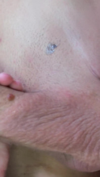 Extreme Pegging – Burning wax Jęczy, skręca się i przez cały czas!
