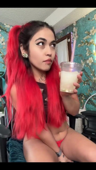 Lemme Suck, Bb