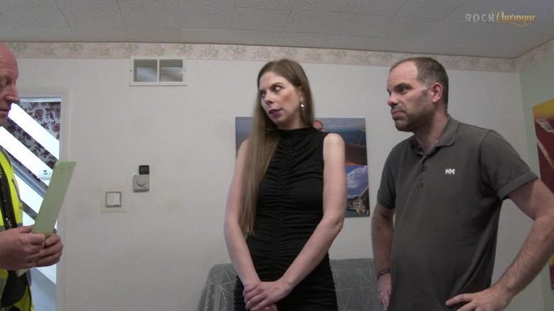 Rock Charogne: Alice Maze Takes Two Girthmonsters