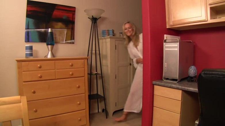 Taboo Handjobs - Liberated Eye: Ma belle-mère et son amie sexy ont besoin de ma...