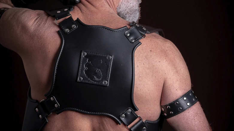MusclesCigarsFFPig: Lateks Baba