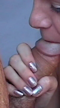 Sissy Sweet et Jesse Pool sucent, éjaculation