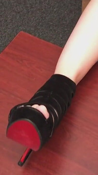 Footfetish Session in an Amsterdam Hotel