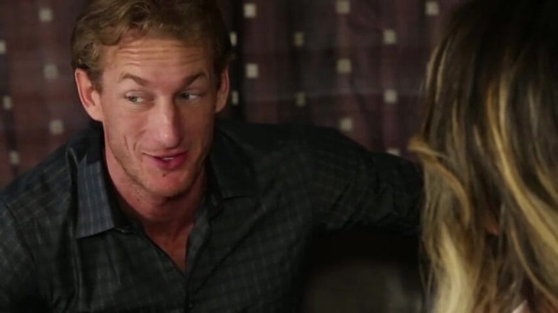 Massage Parlor: Приголомшлива красуня трахається у ванній кімнаті