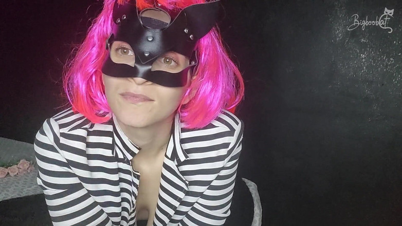 BigBoobCat: Come Watch My Big Natural Tits Bounce as I Masturbate...