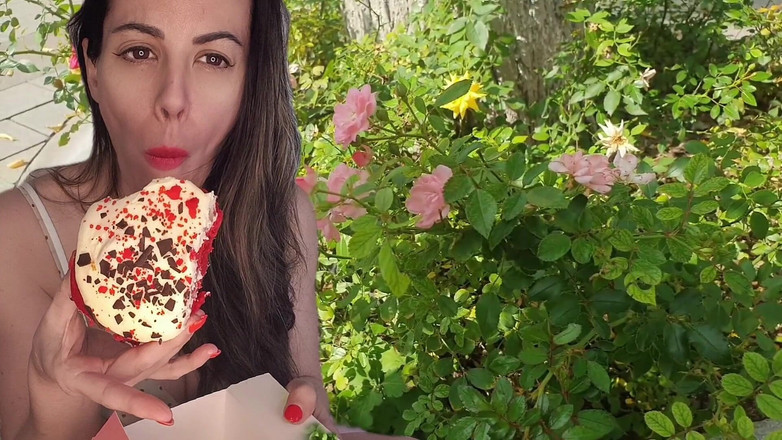 Annika Rain: Üvey annenin tatlı ikramı