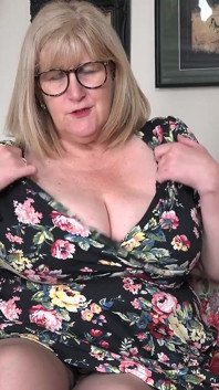 AuntJudy's - je rijpe harige bbw-tante Catherine geeft je Joi
