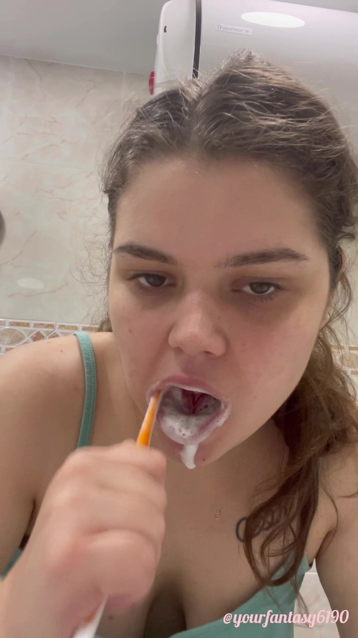 Your fantasy studio: Mi lavando i denti 2