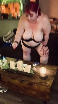 火辣饥渴的胖美女