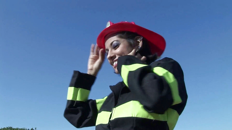 Xtime Network: Její kundička hoří