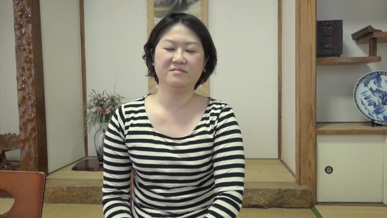 Japan Lust: Japonská amatérská žena miluje penetraci její chlupaté kundičky