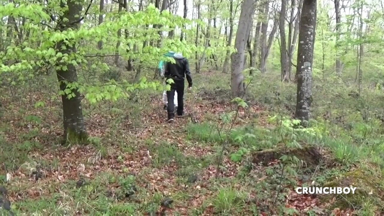 STRAIGHTS BOYS COERCED TO FUCK GAY: Yougn prosto ssany przez geja w lesie