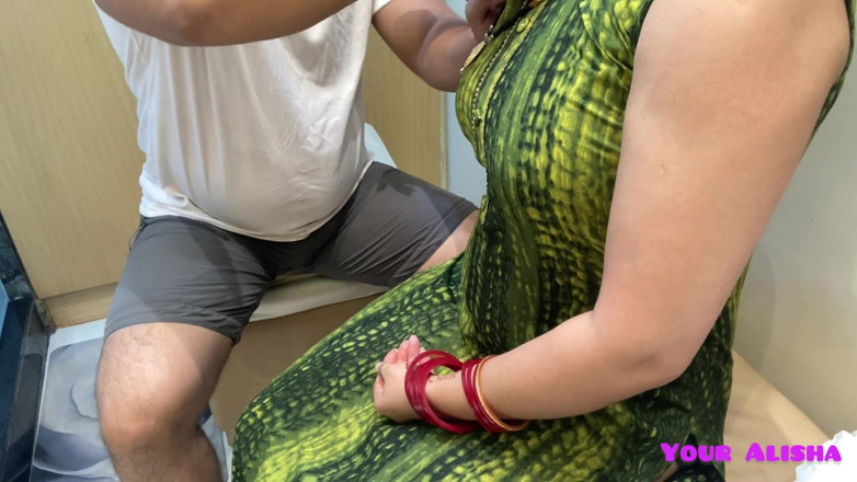Your Alisha: Mijn stiefvader neukte me terwijl Rakhi viering