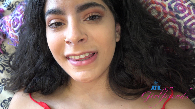 ATK Girlfriends: Virtuální datum