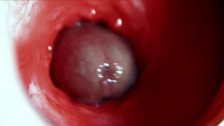 SEXY_GUYBEST: Une grosse bite magnifique coule abondamment dans un trou glissant...