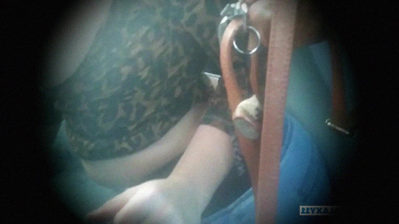 DragonGalaxy11: Nous avons failli nous faire surprendre dans le bus en...