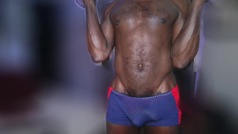 MrMagicDevil: Посмотри это, если вы когда-нибудь задумывались, что папочка делает, чтобы получить такое тело