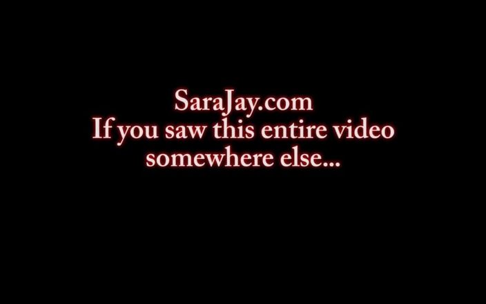 Sara Jay: Sara Jay își lovește fundul sclavului