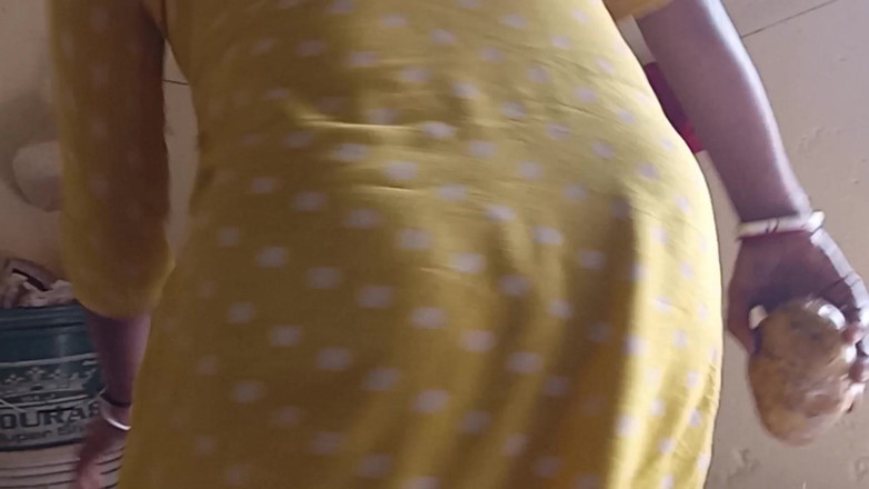Bengaliauntykichut: You Said, I Love the Taste of My Pussy; It...
