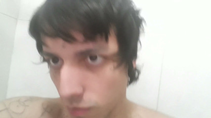 Maurice Crowbar: Băiat goth loco