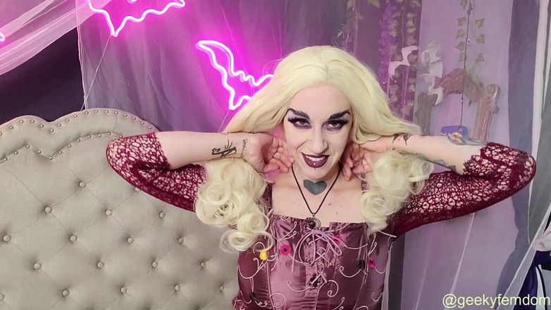 Geeky Femdom: Hocus Pocus Comic Con Virgins'i sikiyor