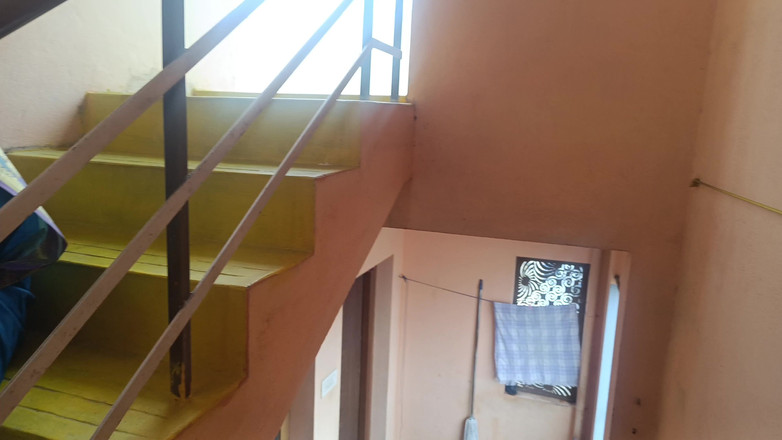 Inba: Schody romantika hospodyňka