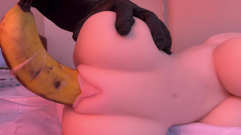 DollKingXXX: Deux valent mieux qu’un.
