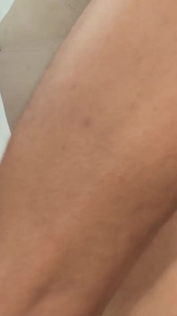 Ik vind het heerlijk als mijn latina buurvrouw met dikke kont op bezoek komt
