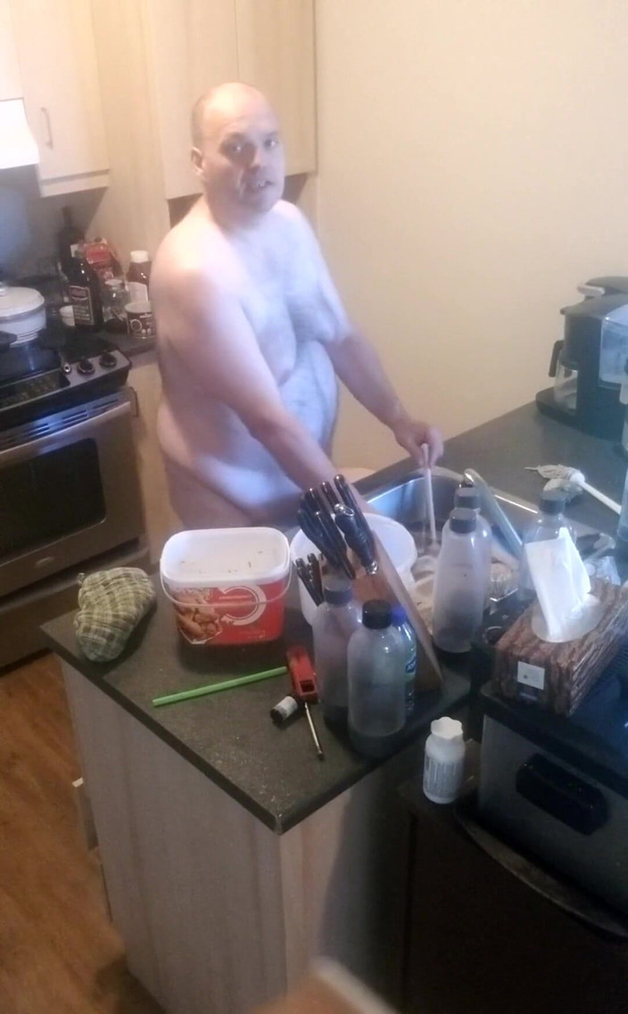 Caressonnous: Nádobí