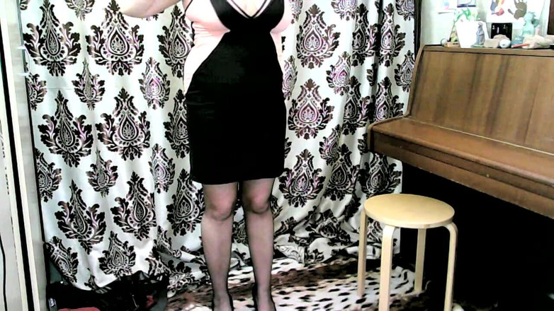 AimeeParadise: Karım benim fahişem! Olgun kölemle ne istiyorsam onu yapıyorum!