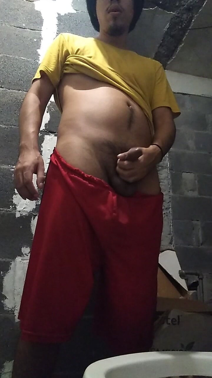 AlexAlejandro13: चलो, मेरे साथ पेशाब करो।