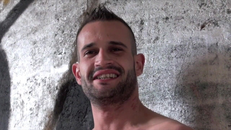 EXHIB BOYS: Mike wurde von top-jungen in exhibitionismus gefickt